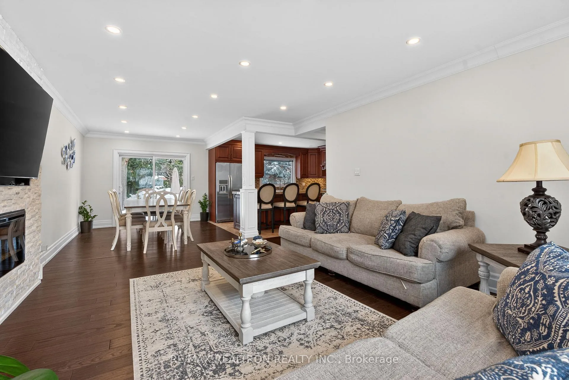 Photo 23 of 10 Idleswift Drive, Vaughan, Uplands — HOMEH