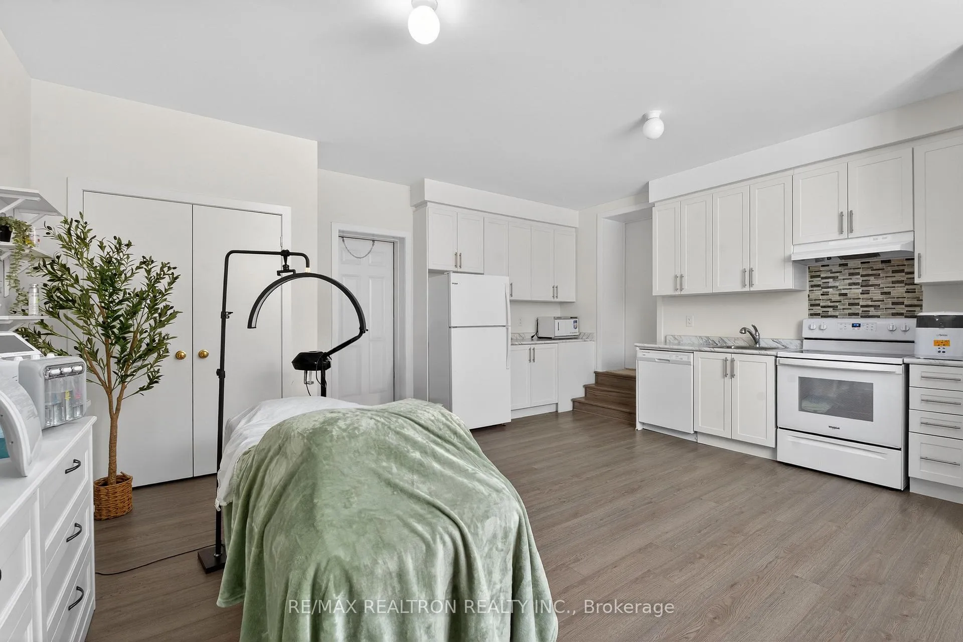 Photo 27 of 10 Idleswift Drive, Vaughan, Uplands — HOMEH
