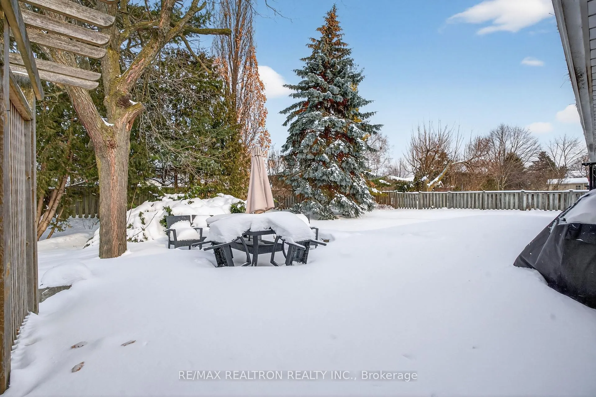 Photo 37 of 10 Idleswift Drive, Vaughan, Uplands — HOMEH