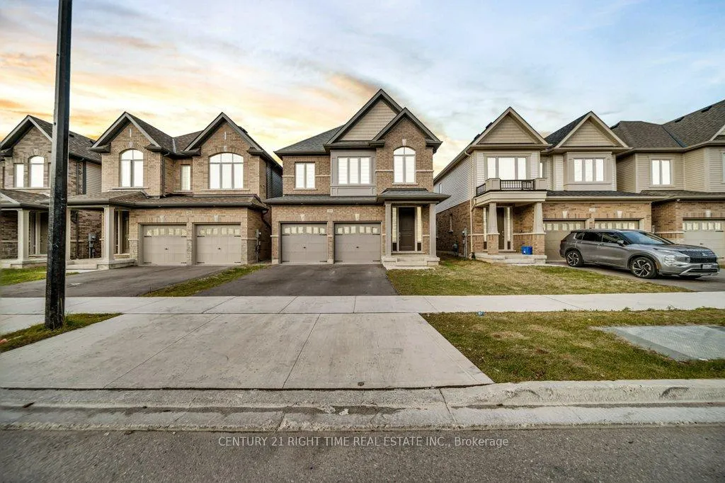 Front of 285 Broadacre Drive