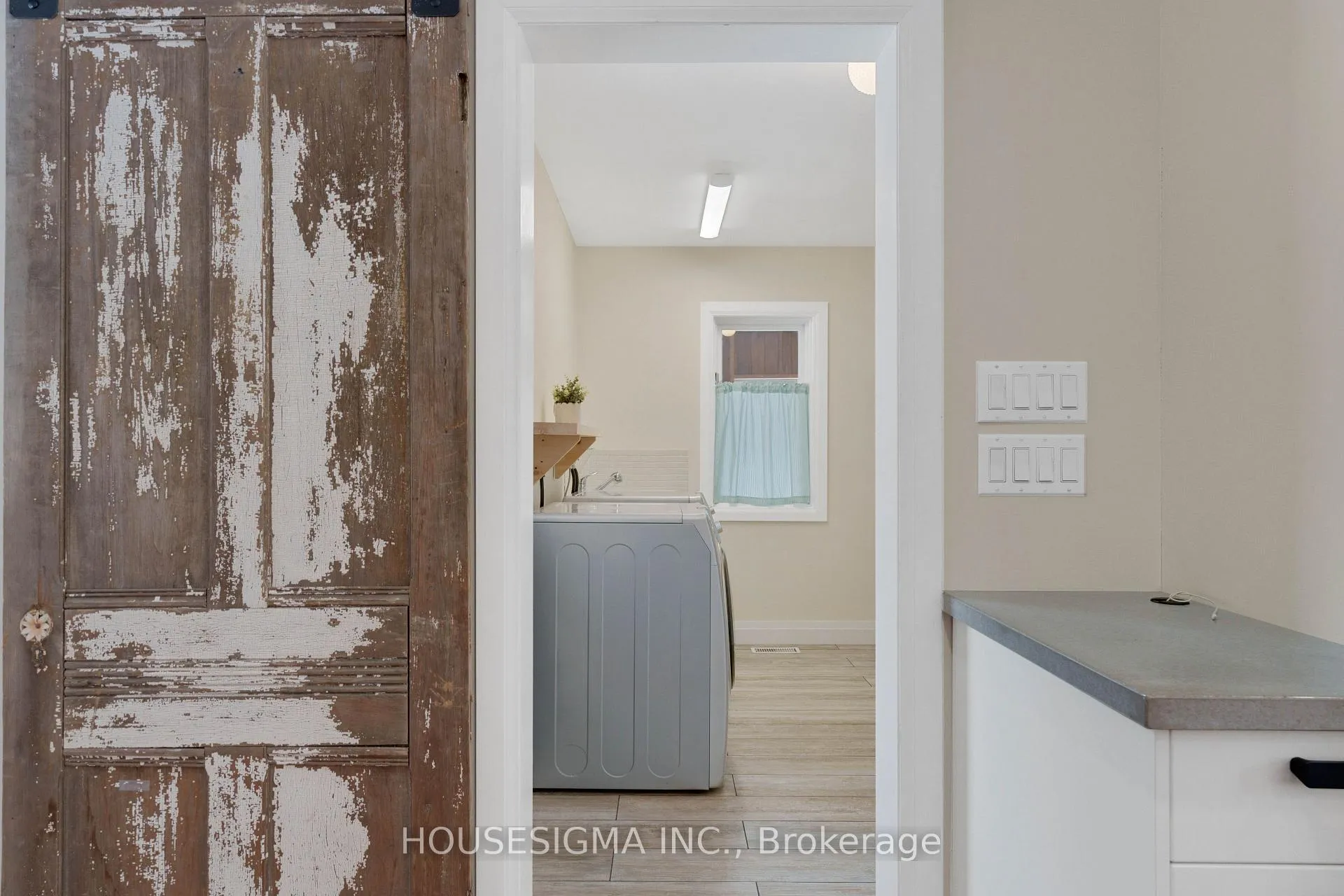 Photo 15 of 122 Maple Court, Shelburne — HOMEH