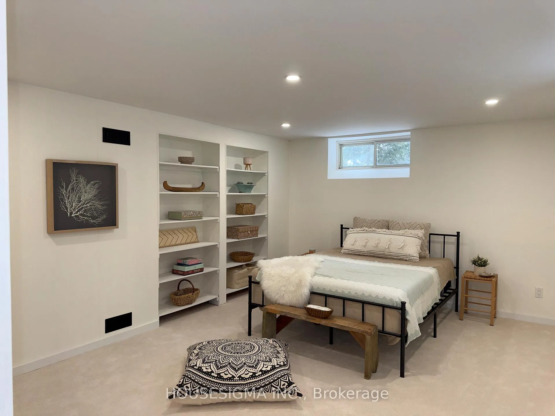 Photo 29 of 122 Maple Court, Shelburne — HOMEH