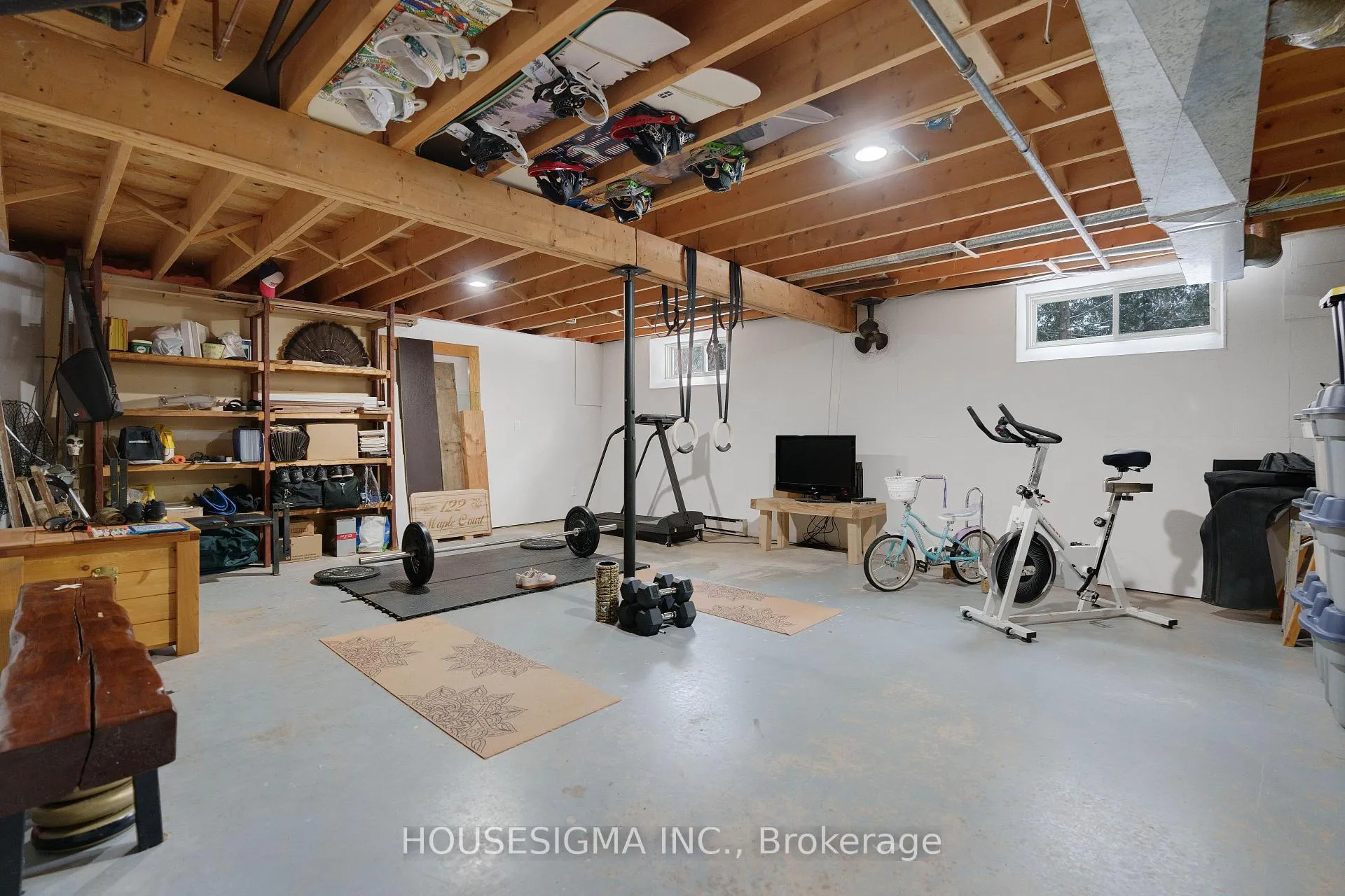 Photo 32 of 122 Maple Court, Shelburne — HOMEH