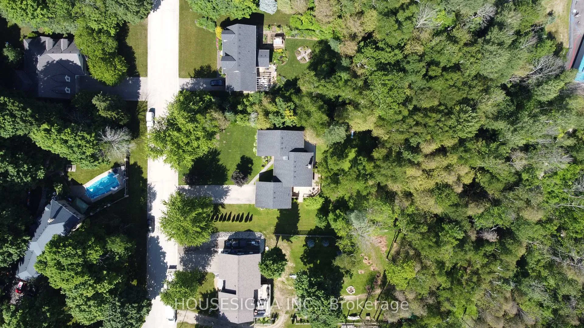 Photo 37 of 122 Maple Court, Shelburne — HOMEH