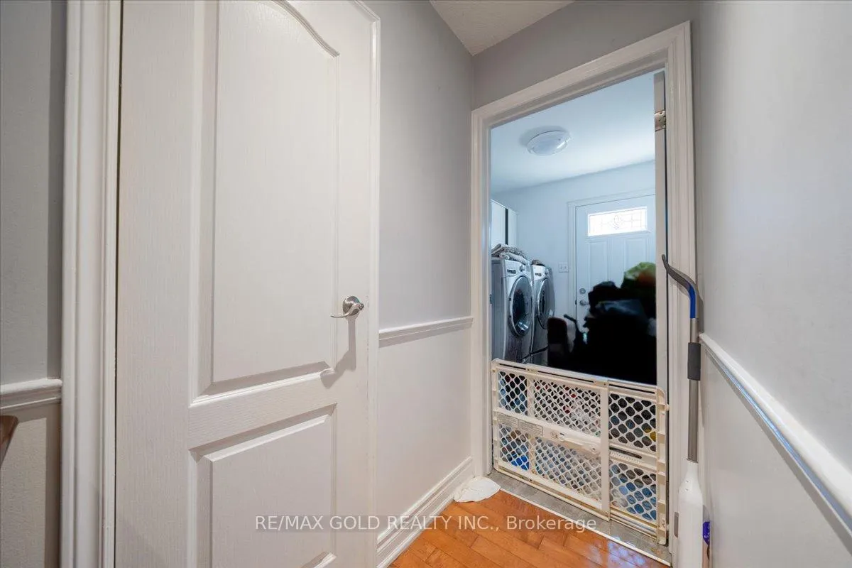 Photo 18 of 113 Rollo Drive N, Ajax, South East — HOMEH