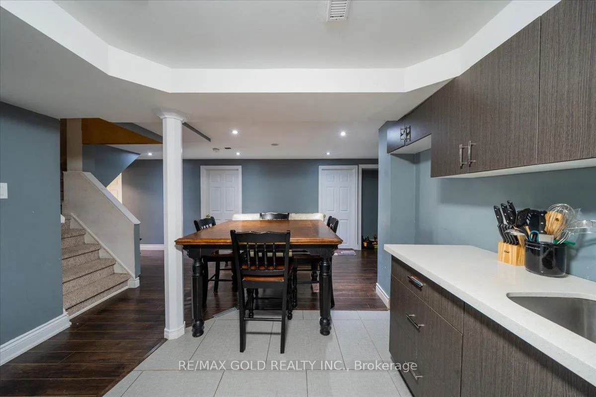 Photo 39 of 113 Rollo Drive N, Ajax, South East — HOMEH