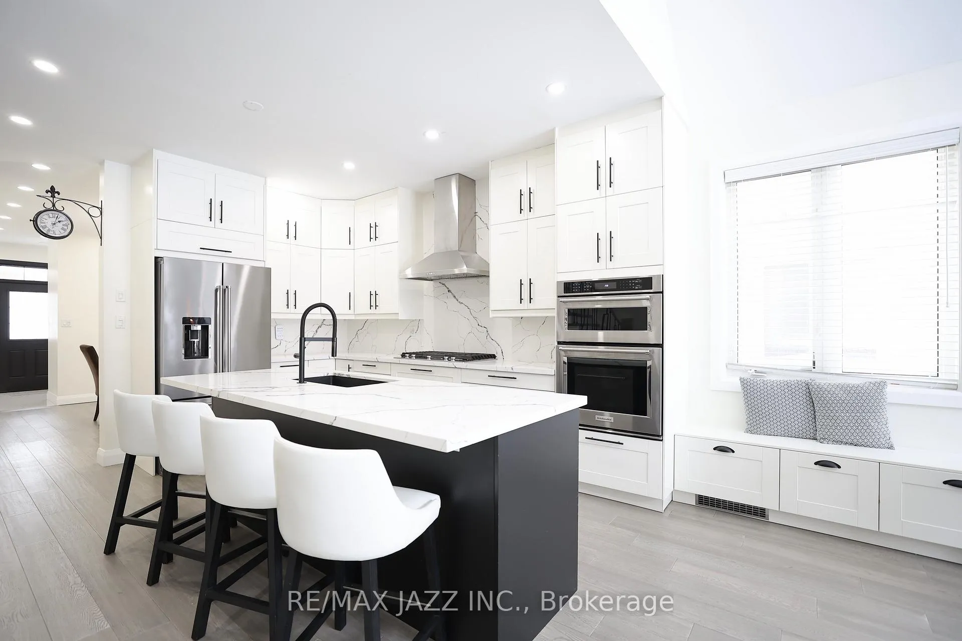 Photo 2 of 1334 Harlstone Crescent, Oshawa, Taunton — HOMEH