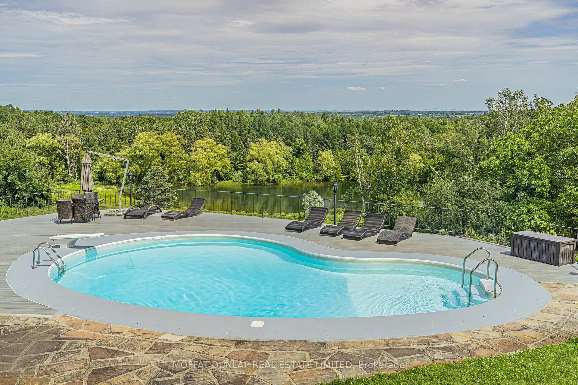 Photo 18 of 16761 Mountainview Road, Caledon, Caledon East — HOMEH