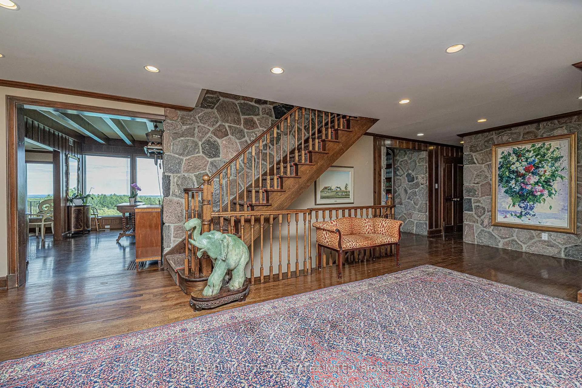 Photo 25 of 16761 Mountainview Road, Caledon, Caledon East — HOMEH
