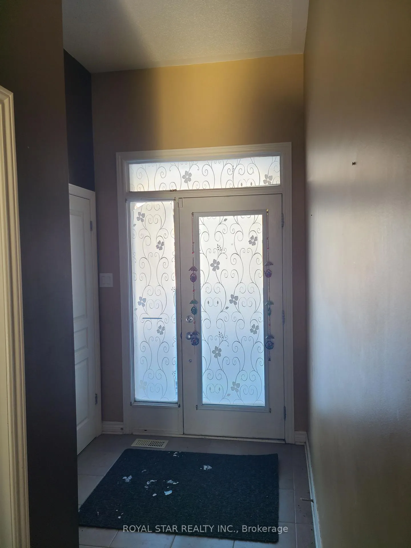 Photo 2 of 953 Fletcher Circle, Ottawa, Kanata - Kanata Lakes/Heritage Hills — HOMEH