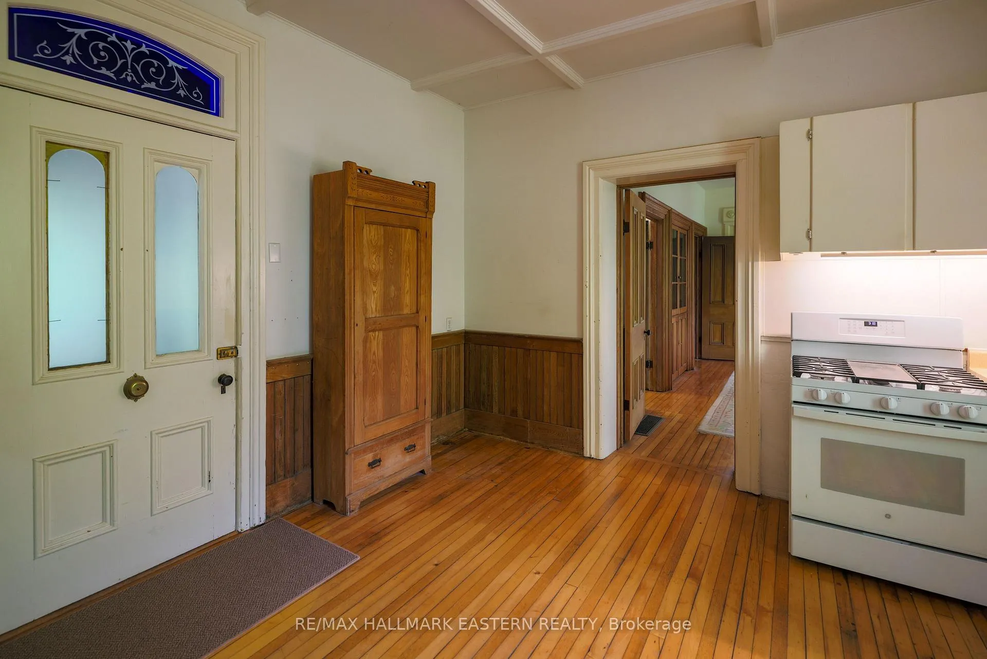 Photo 11 of 4372 County Road 29, Douro-Dummer — HOMEH