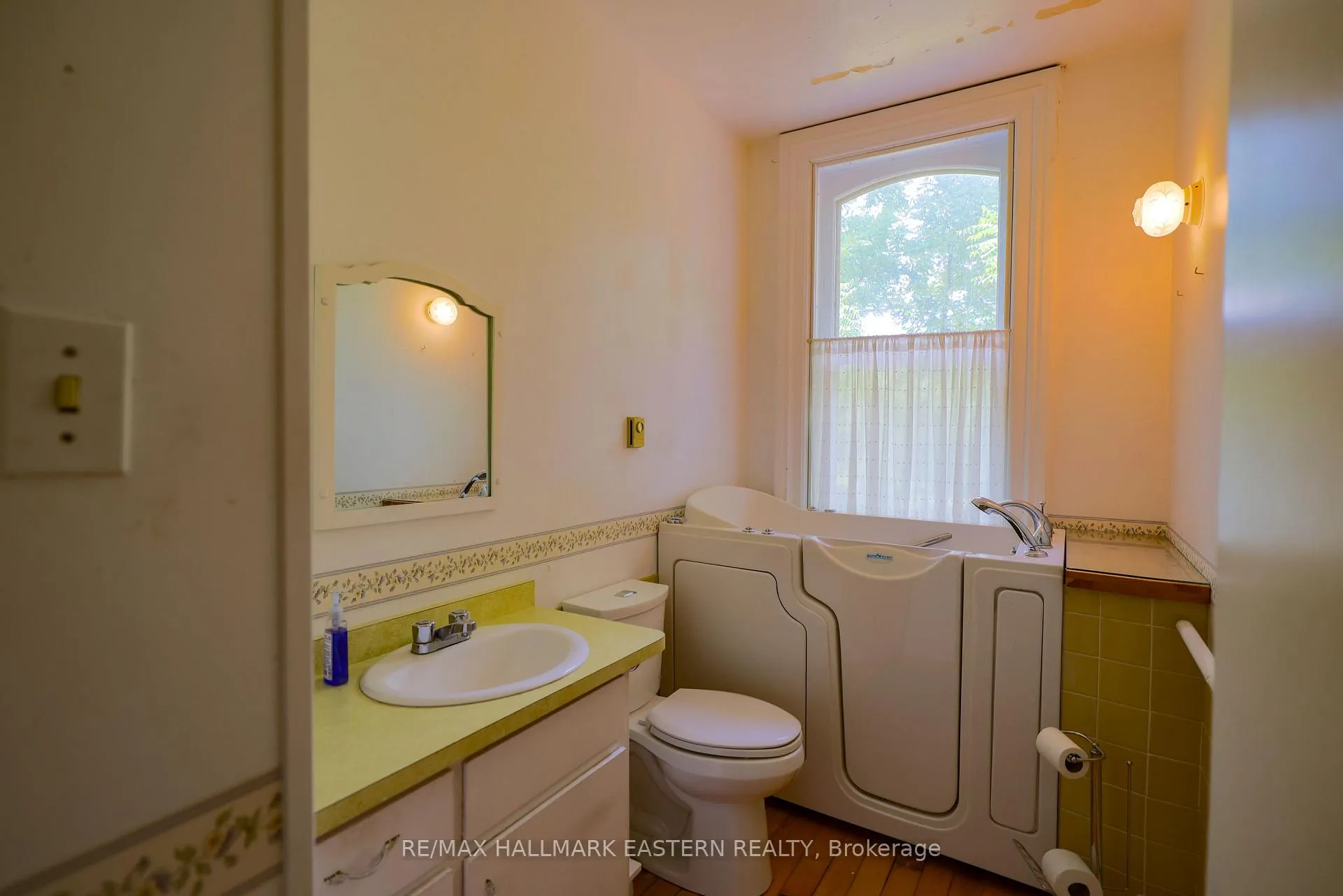 Photo 23 of 4372 County Road 29, Douro-Dummer — HOMEH