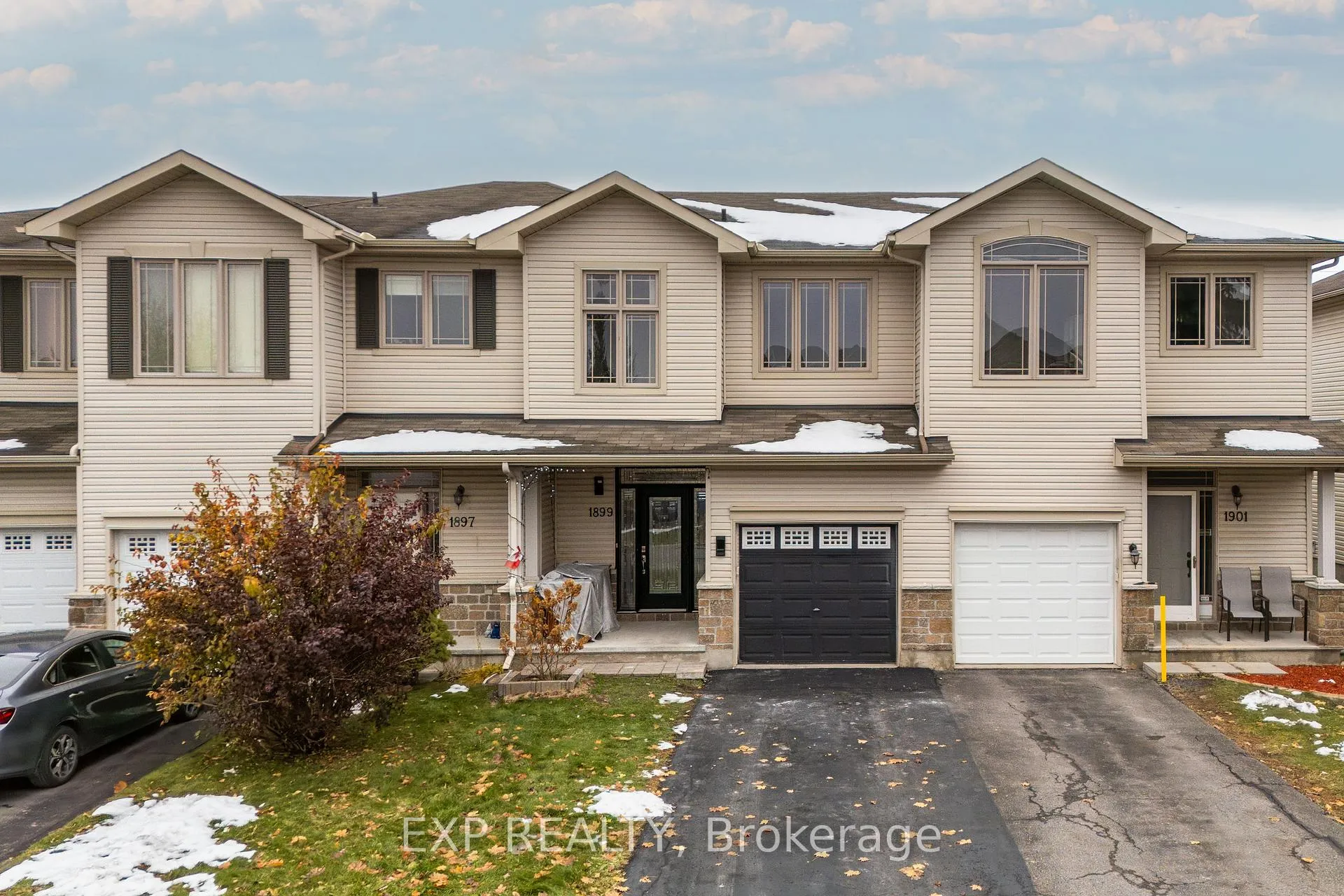 Photo 1 of 1899 Arrowgrass Way, Ottawa, Notting Hill/Summerside — HOMEH