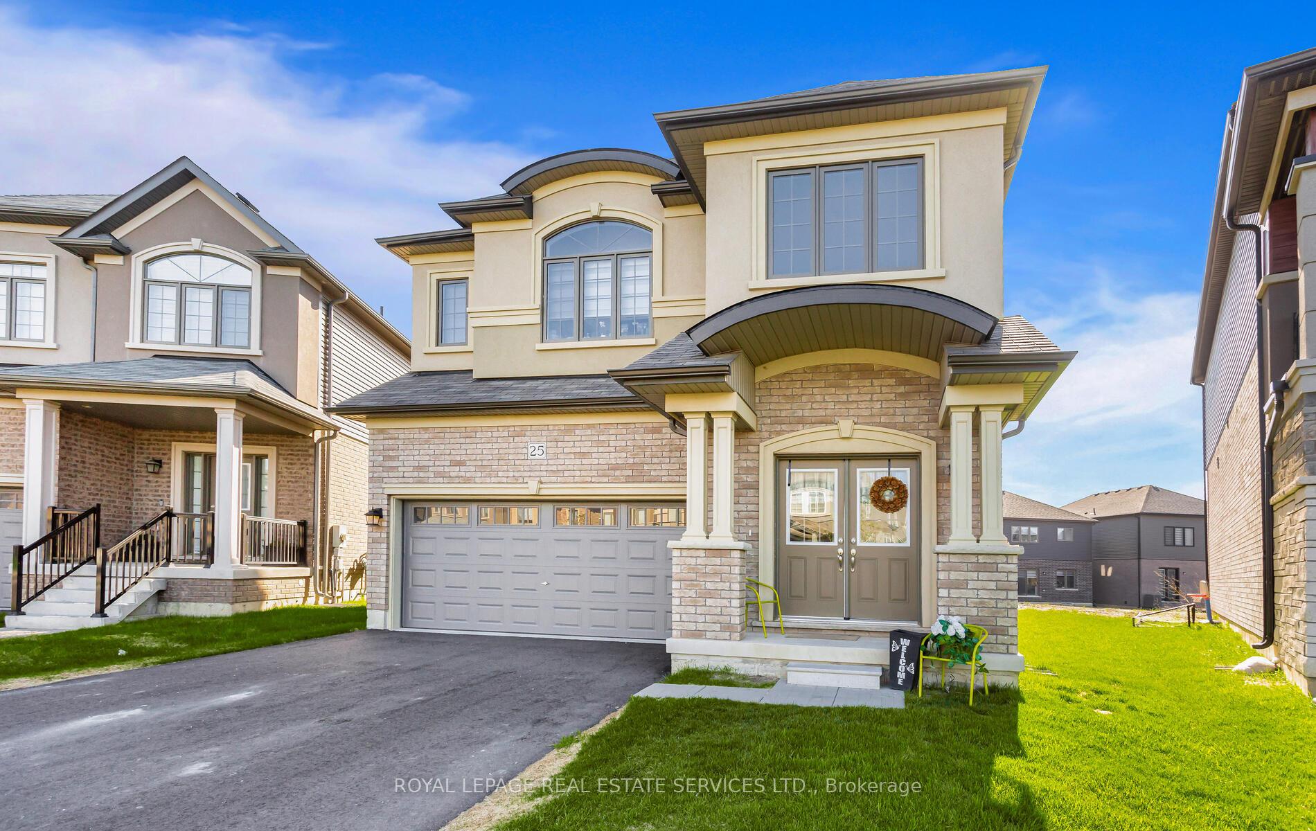 Photo 2 of 25 Jenner Drive, Brant, Paris — HOMEH