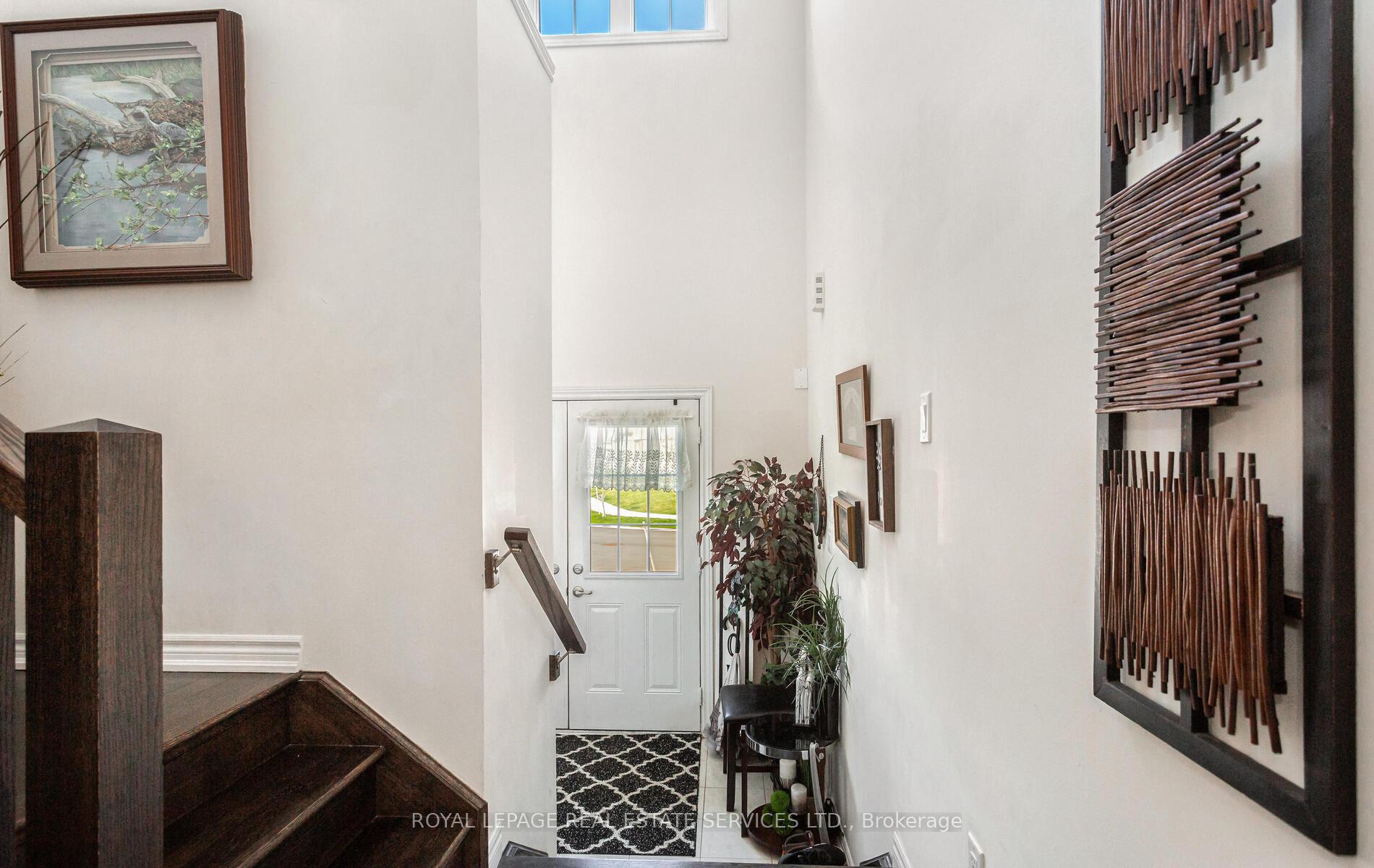 Photo 4 of 25 Jenner Drive, Brant, Paris — HOMEH
