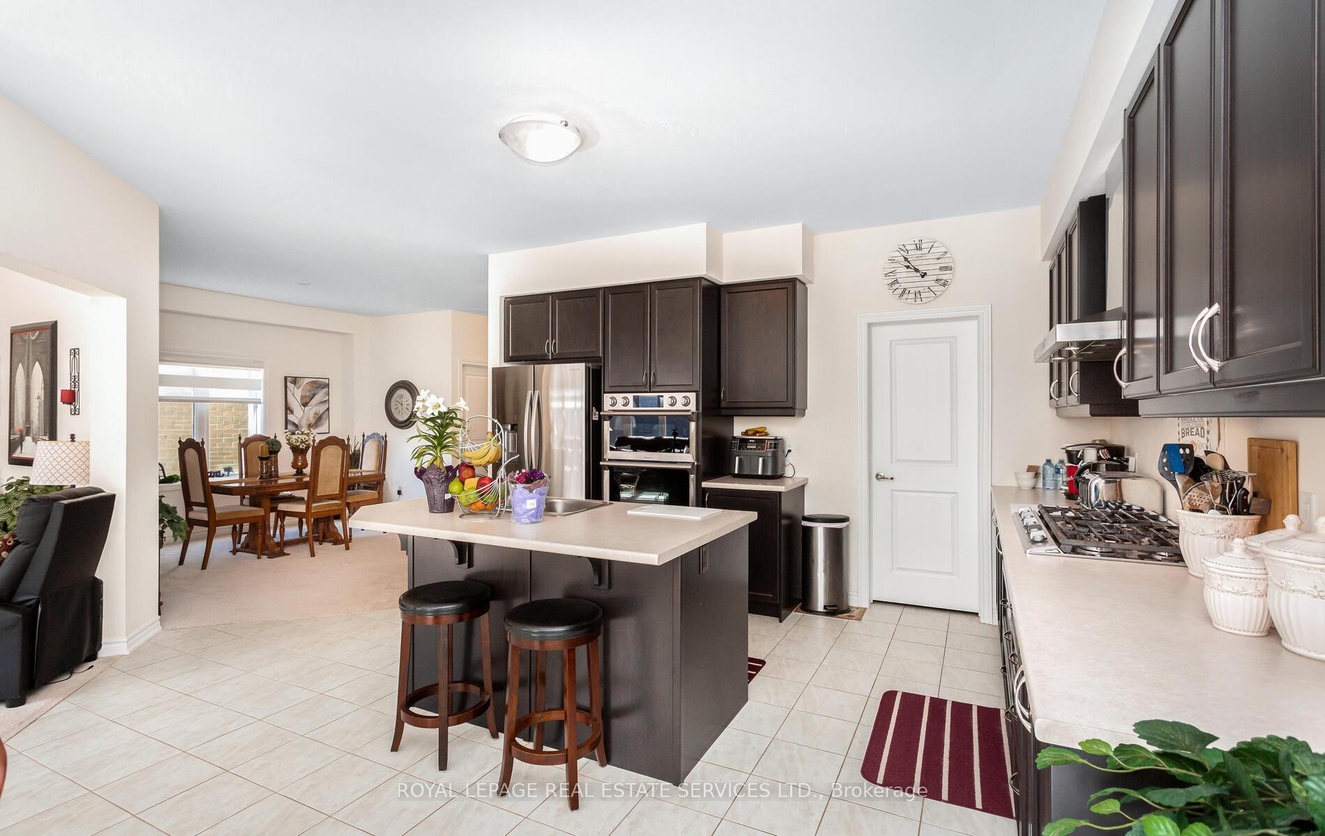 Photo 17 of 25 Jenner Drive, Brant, Paris — HOMEH