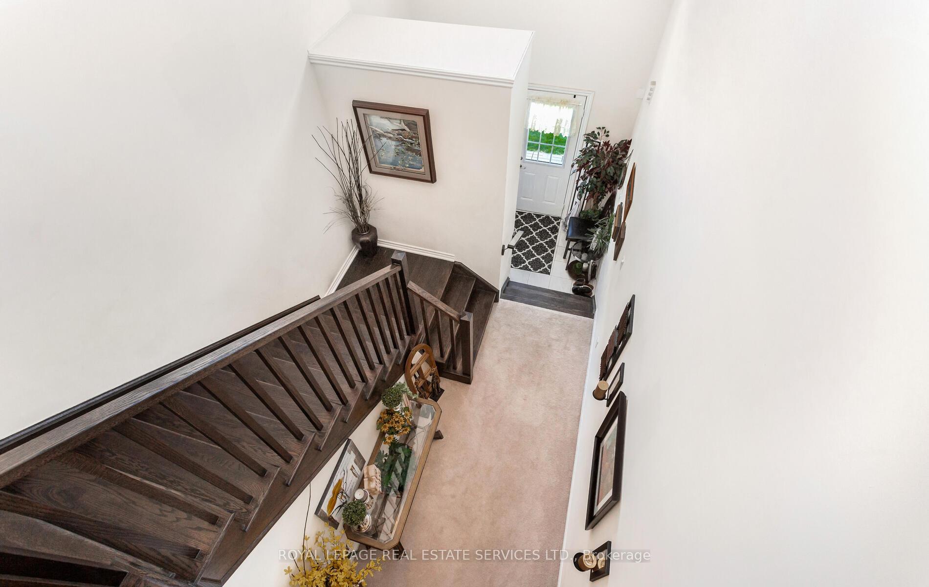 Photo 24 of 25 Jenner Drive, Brant, Paris — HOMEH