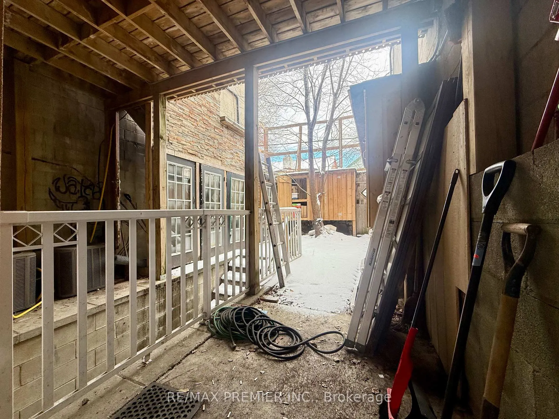 Photo 3 of 183 Augusta Avenue, Toronto, Kensington-Chinatown — HOMEH