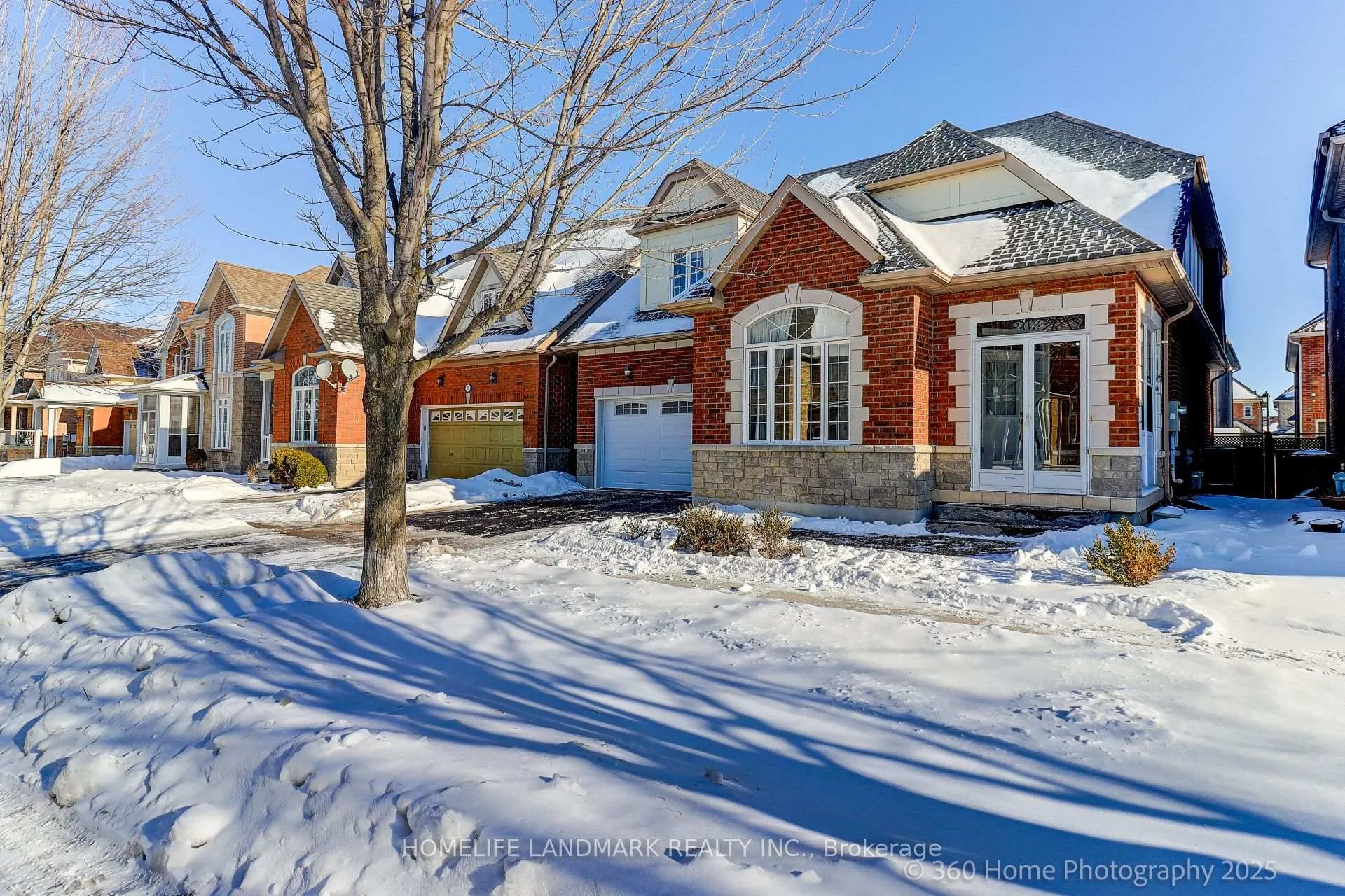Photo 3 of 203 Everett Street, Markham, Wismer — HOMEH