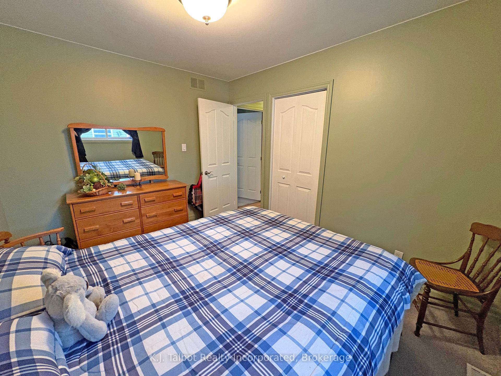 Photo 14 of 94 Montcalm Street, Goderich, Goderich (Town) — HOMEH