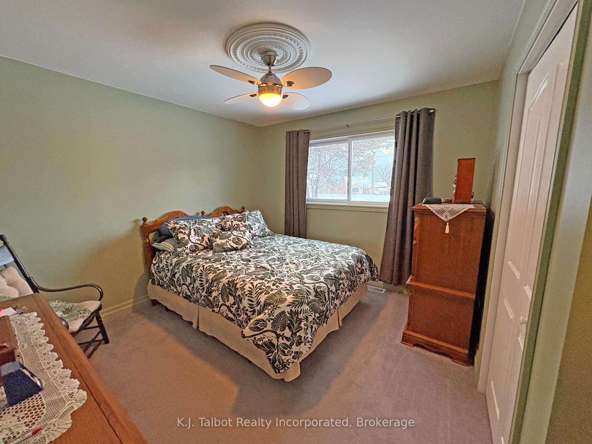 Photo 15 of 94 Montcalm Street, Goderich, Goderich (Town) — HOMEH