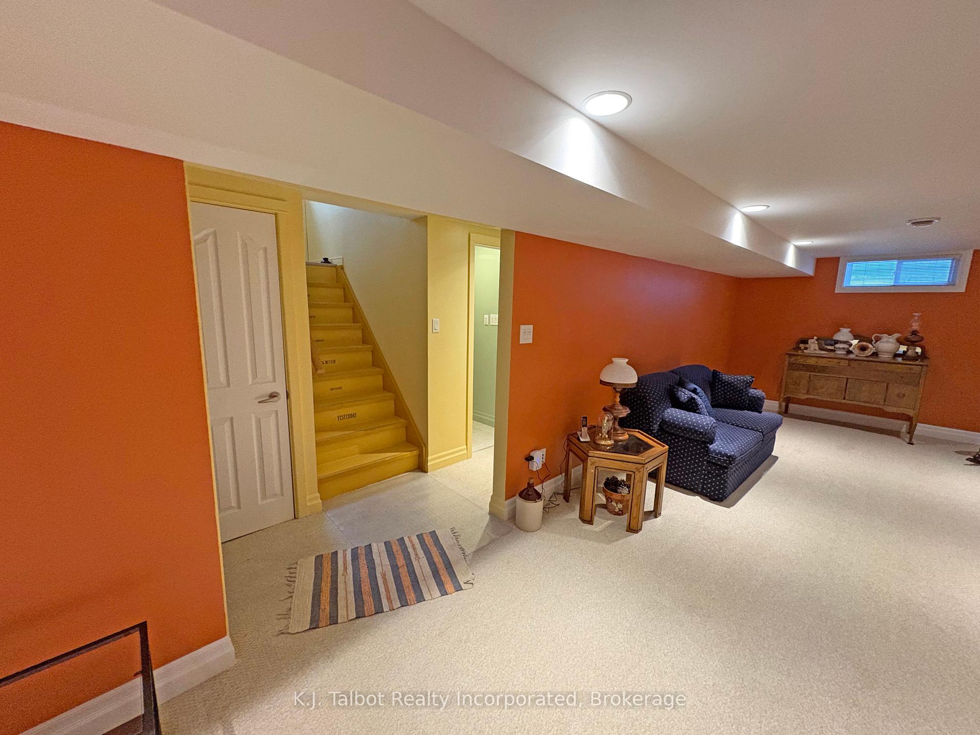 Photo 17 of 94 Montcalm Street, Goderich, Goderich (Town) — HOMEH