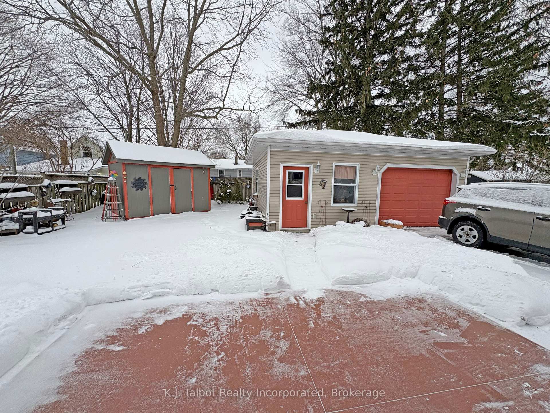 Photo 28 of 94 Montcalm Street, Goderich, Goderich (Town) — HOMEH