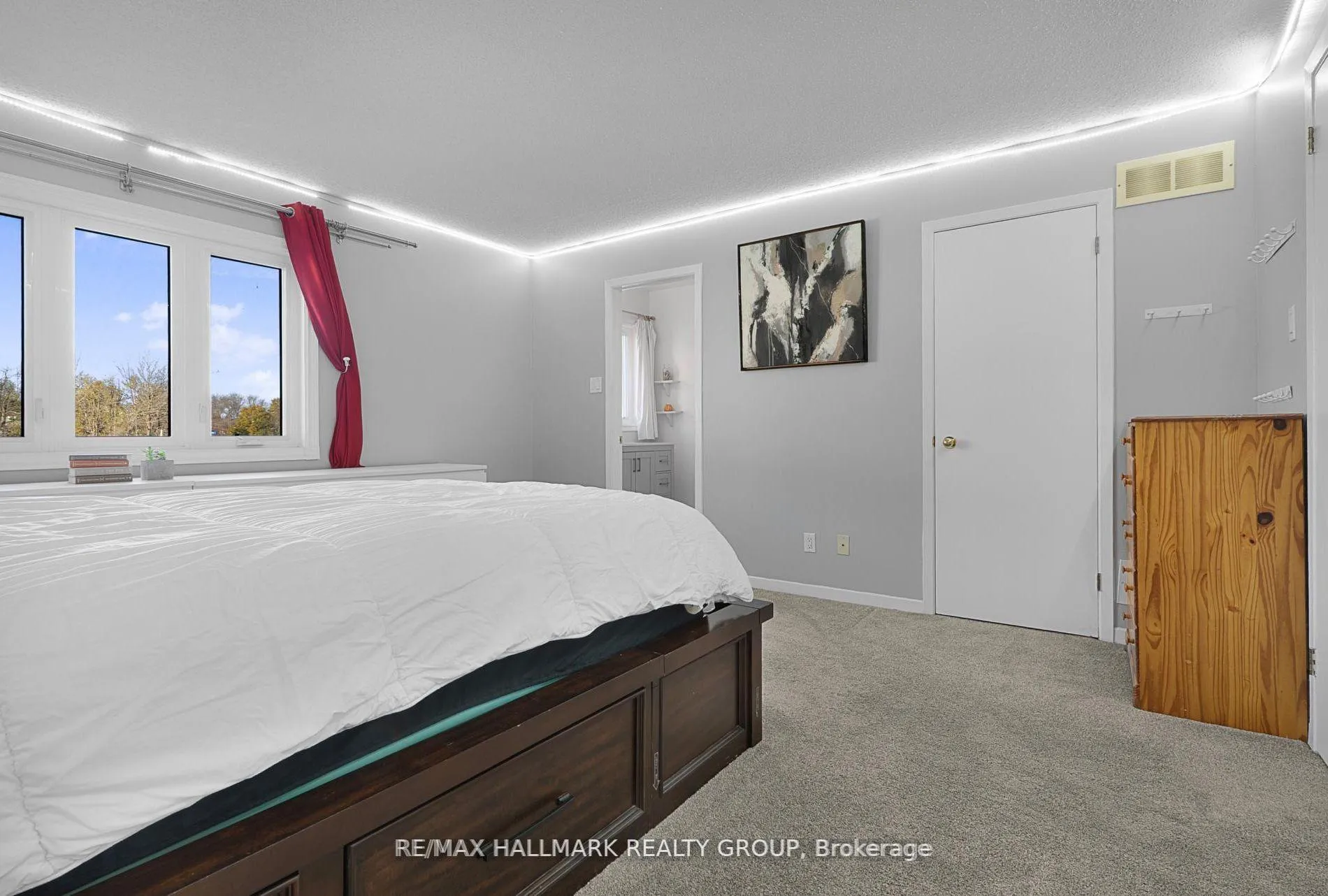 Photo 15 of 93 Cedarock Drive, Ottawa, Kanata - Bridlewood — HOMEH