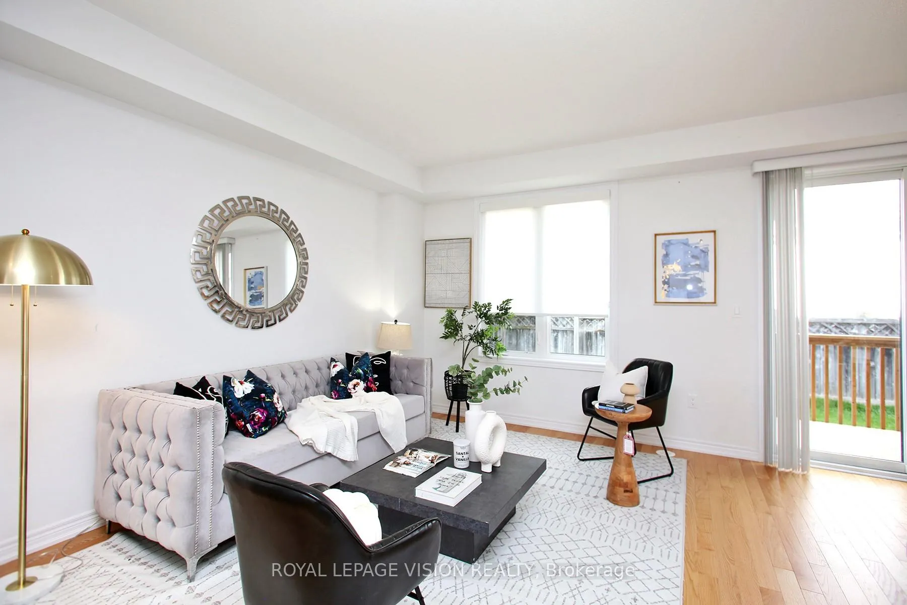 Photo 18 of 21 Sorbara Way, Whitby, Brooklin — HOMEH
