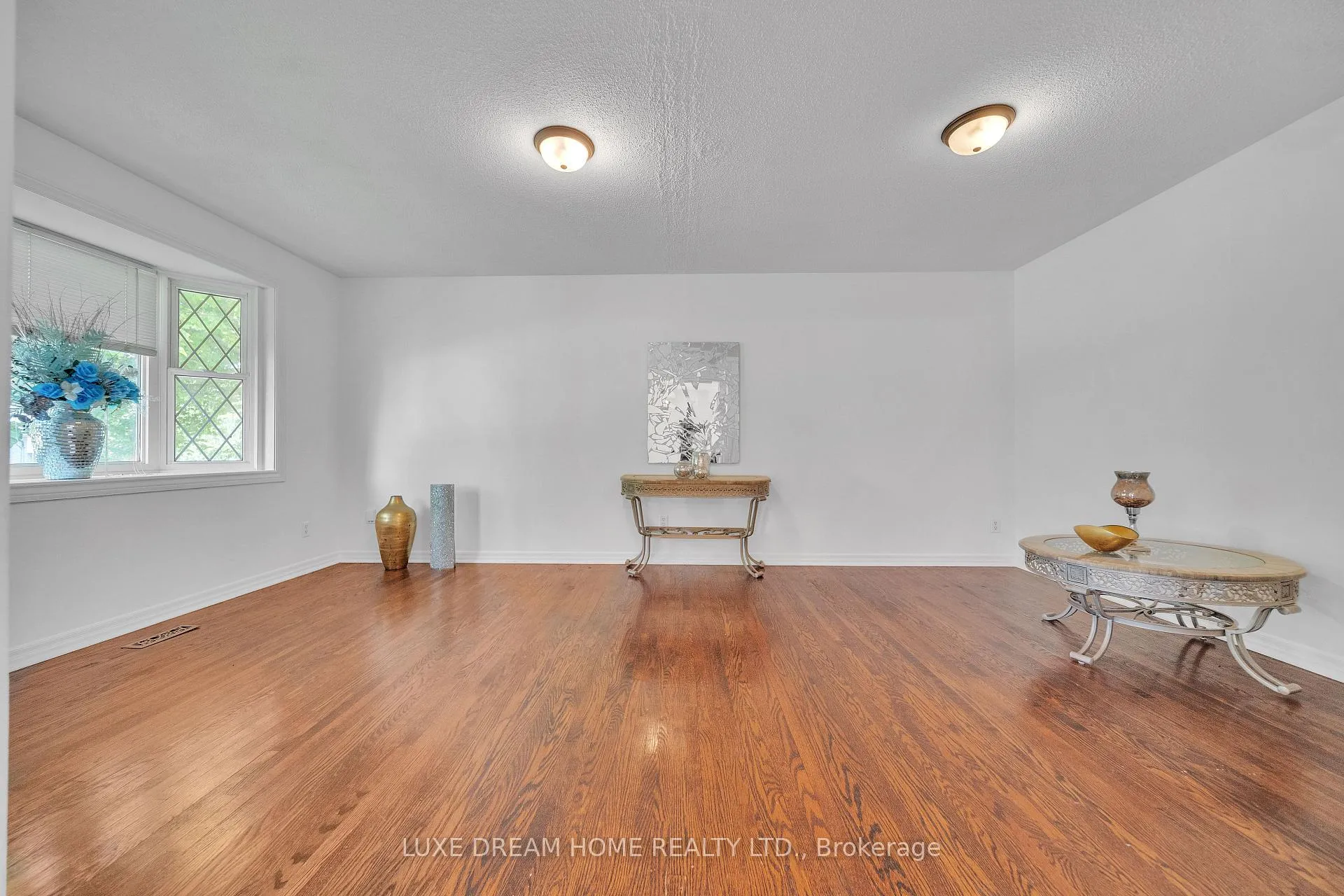 Photo 10 of 764 Hillcrest Road, Pickering, West Shore — HOMEH