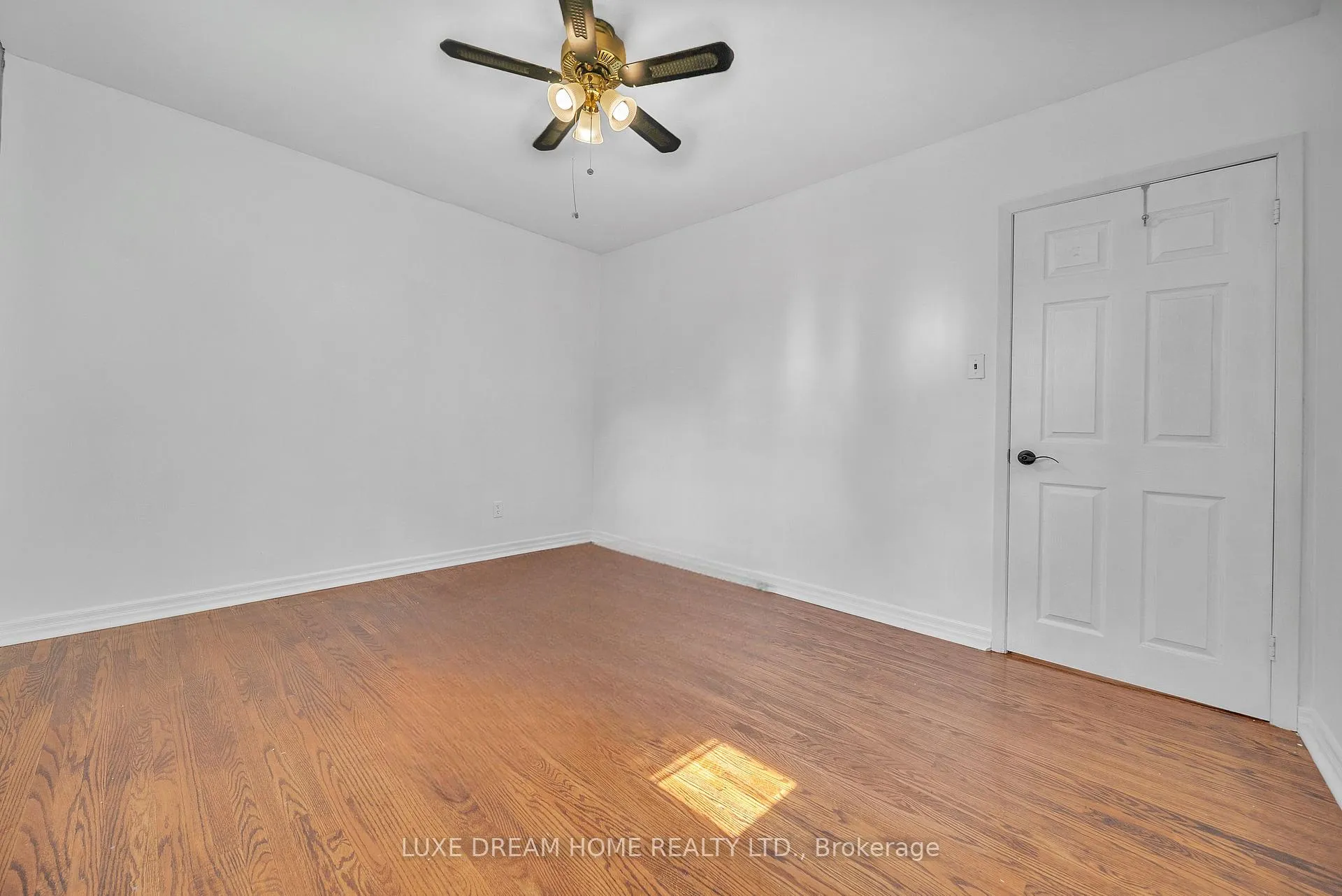 Photo 14 of 764 Hillcrest Road, Pickering, West Shore — HOMEH