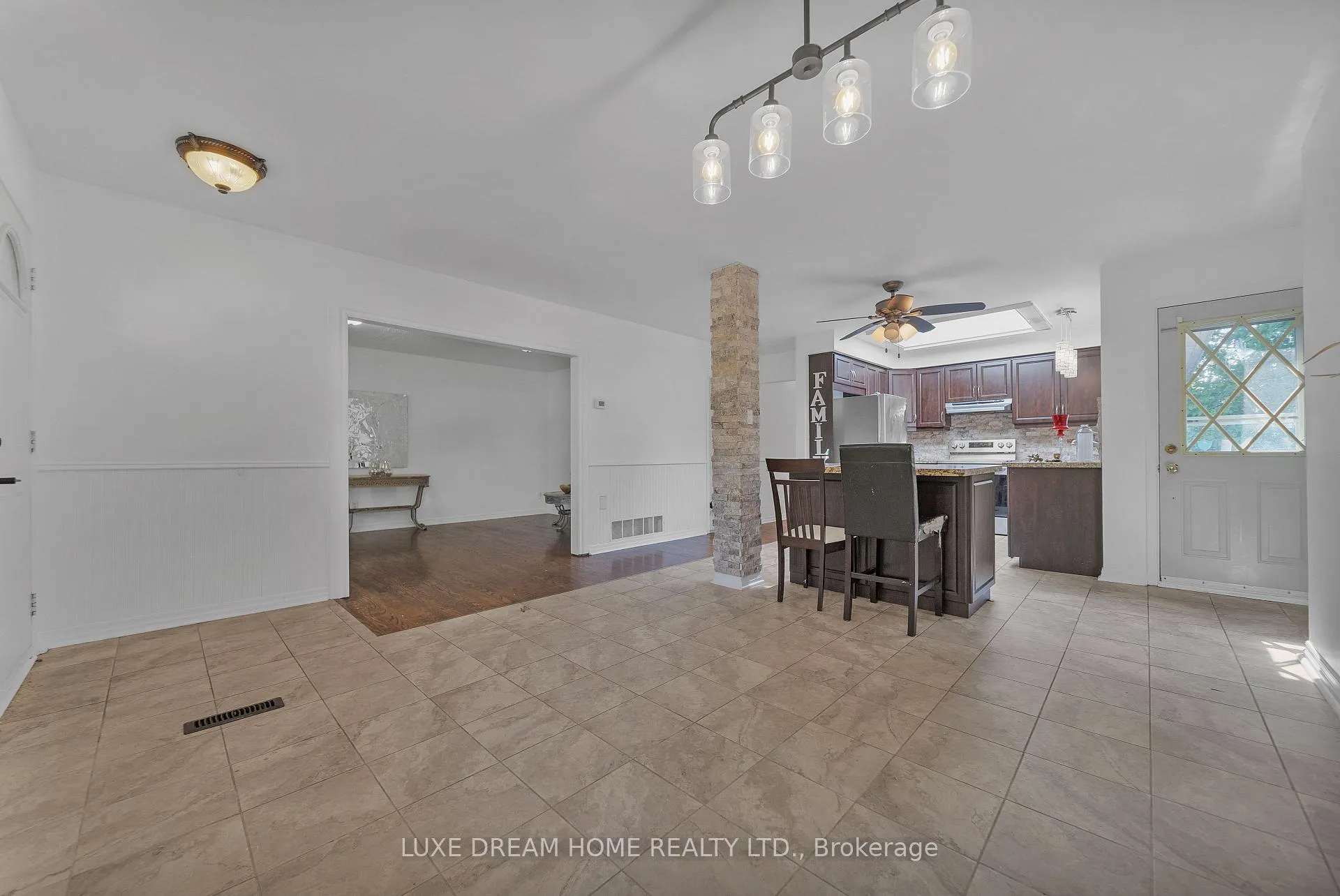 Photo 17 of 764 Hillcrest Road, Pickering, West Shore — HOMEH