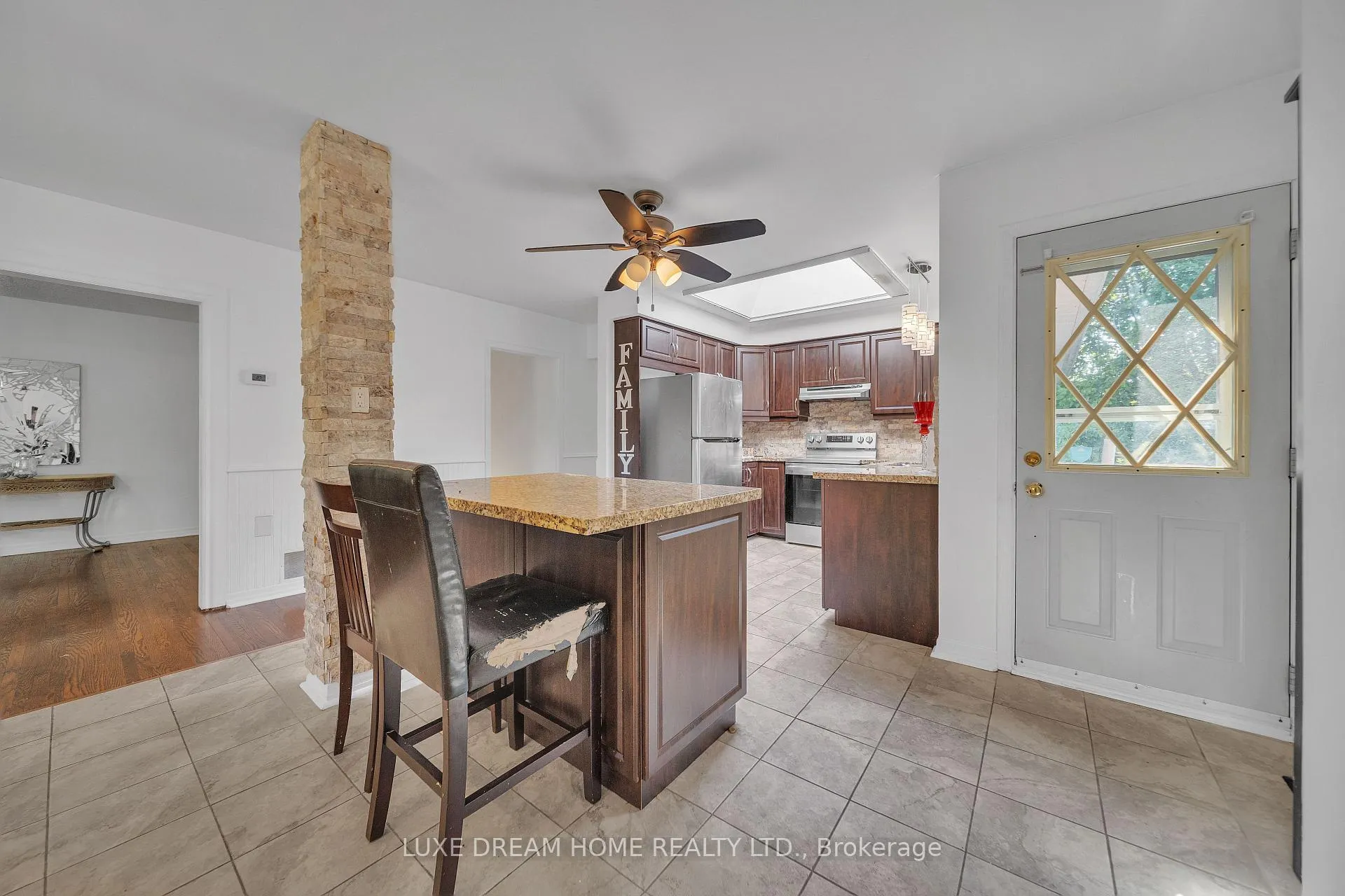 Photo 21 of 764 Hillcrest Road, Pickering, West Shore — HOMEH