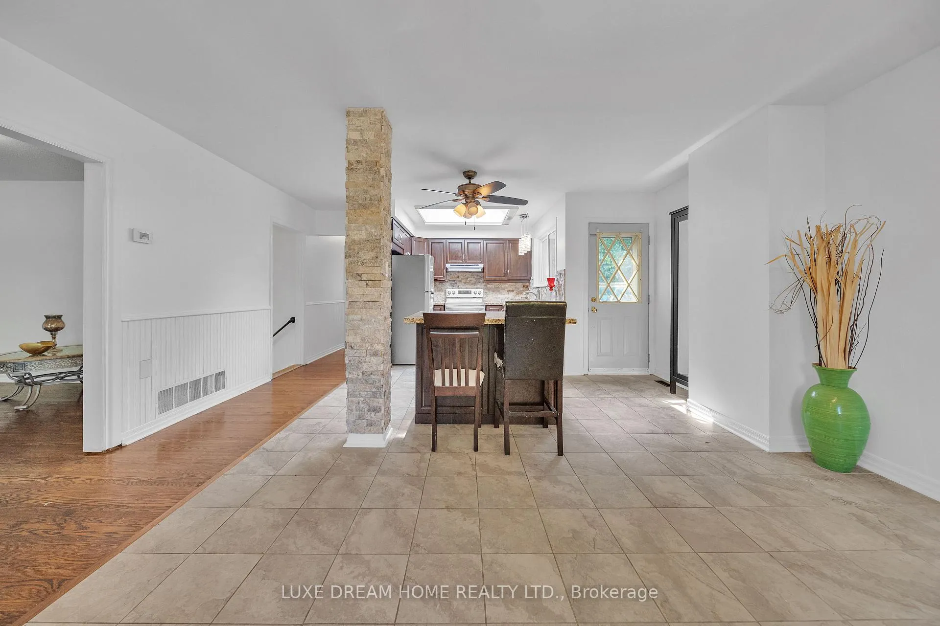 Photo 22 of 764 Hillcrest Road, Pickering, West Shore — HOMEH