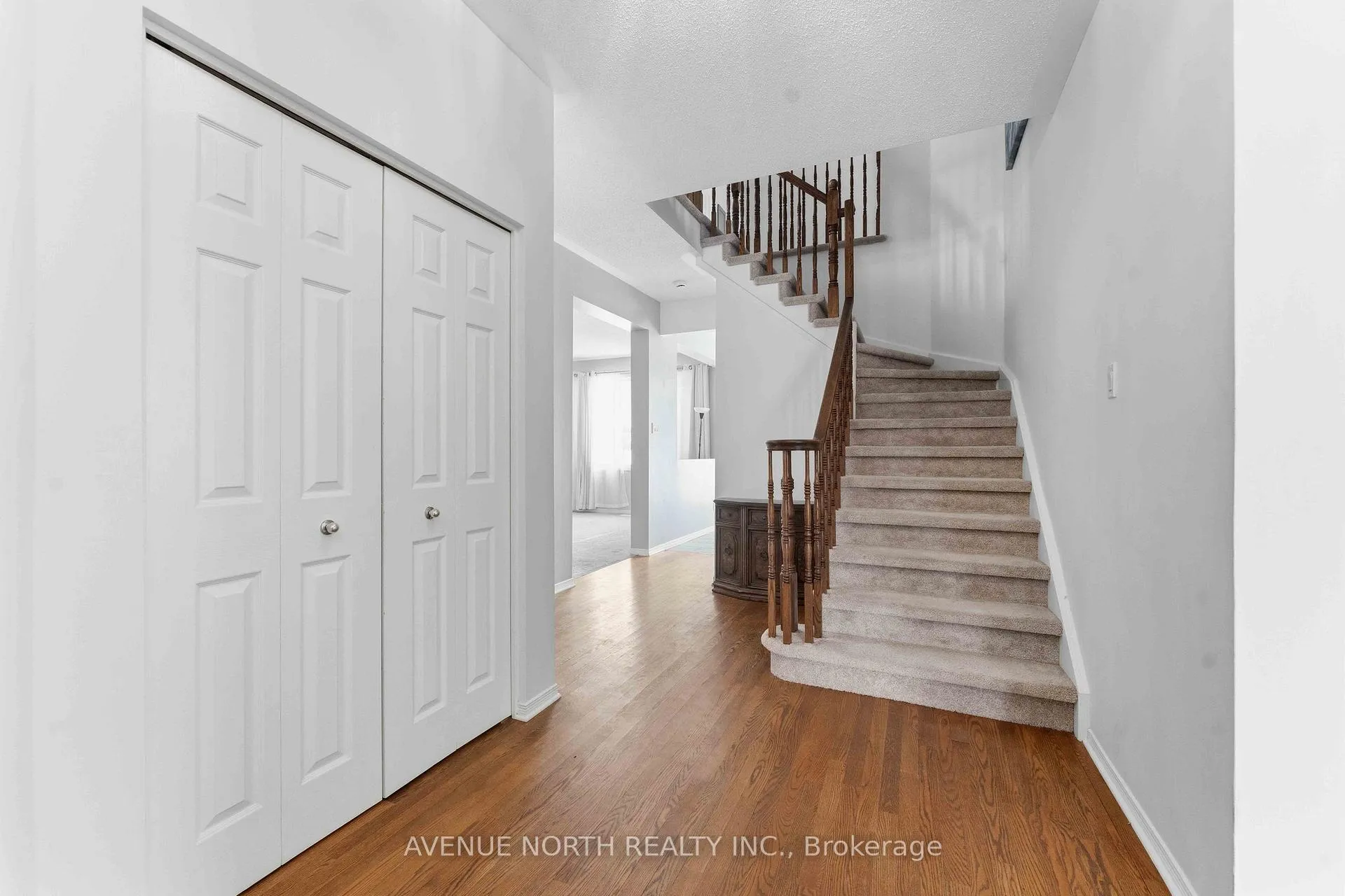 Photo 6 of 1838 Mccallum Drive, Ottawa, Fallingbrook/Gardenway South — HOMEH