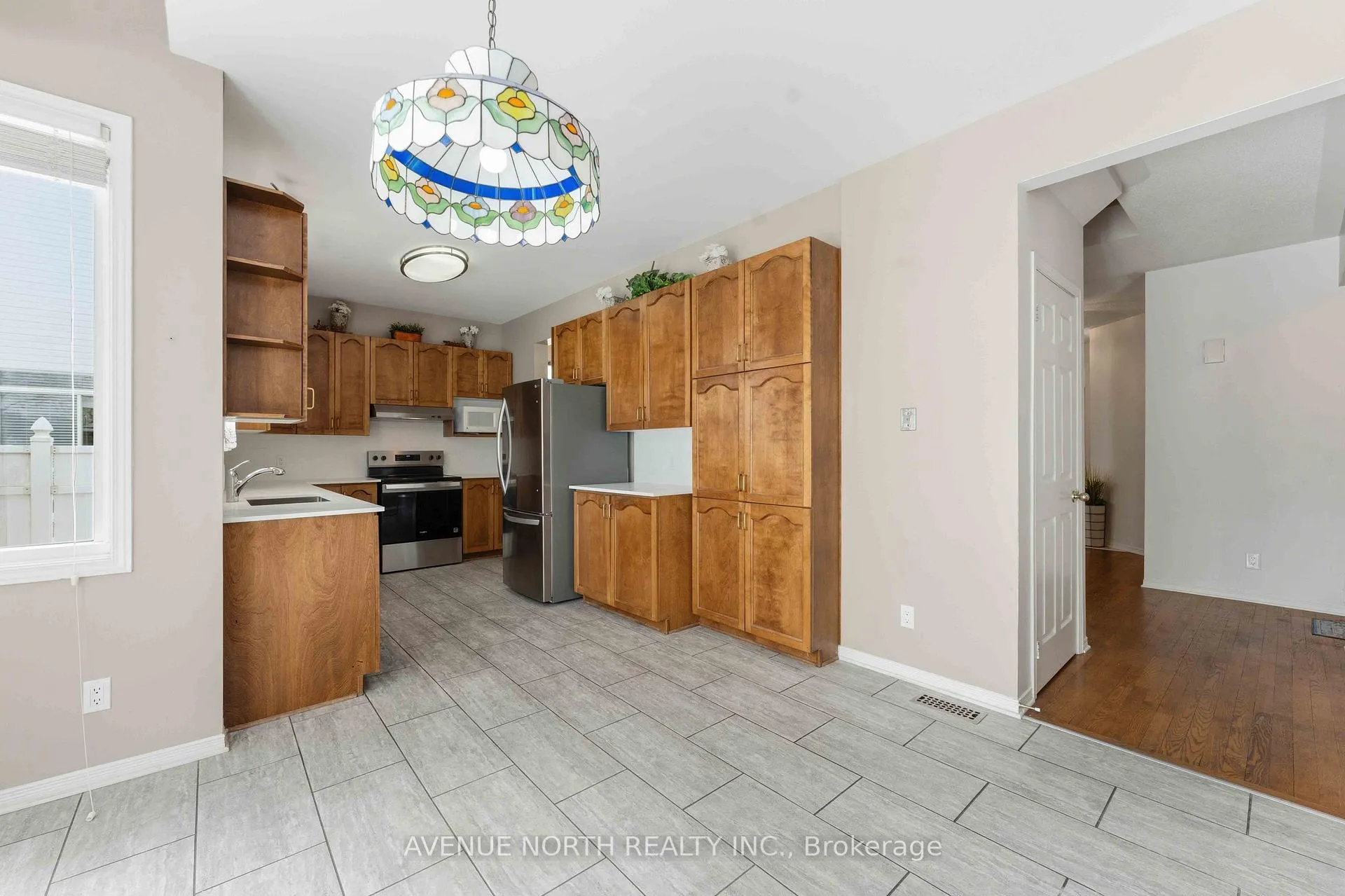 Photo 14 of 1838 Mccallum Drive, Ottawa, Fallingbrook/Gardenway South — HOMEH