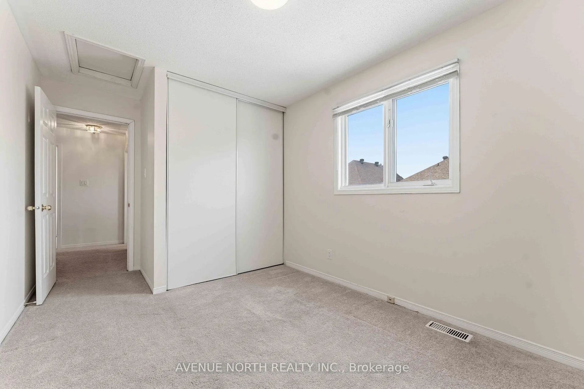 Photo 39 of 1838 Mccallum Drive, Ottawa, Fallingbrook/Gardenway South — HOMEH
