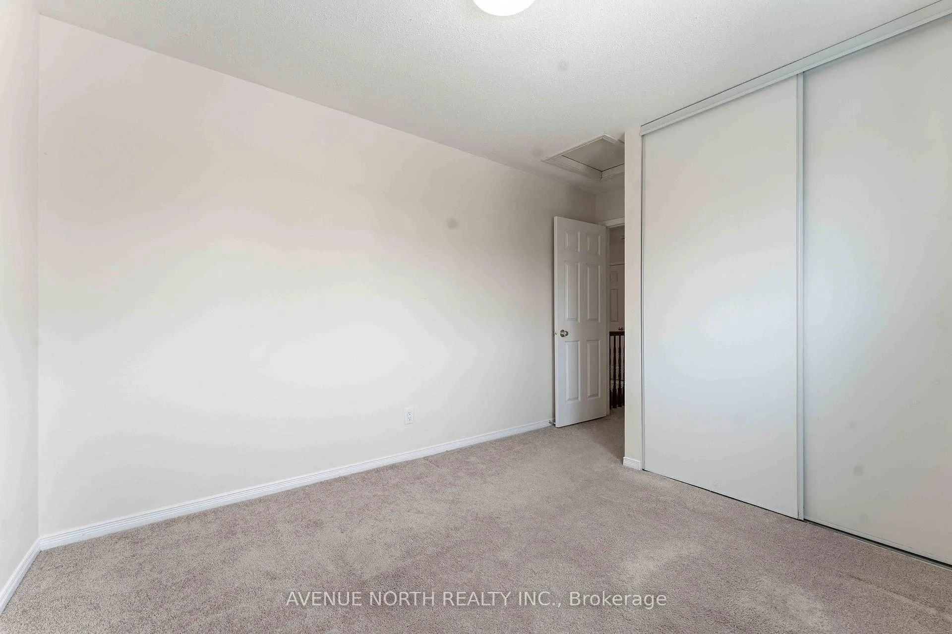 Photo 40 of 1838 Mccallum Drive, Ottawa, Fallingbrook/Gardenway South — HOMEH