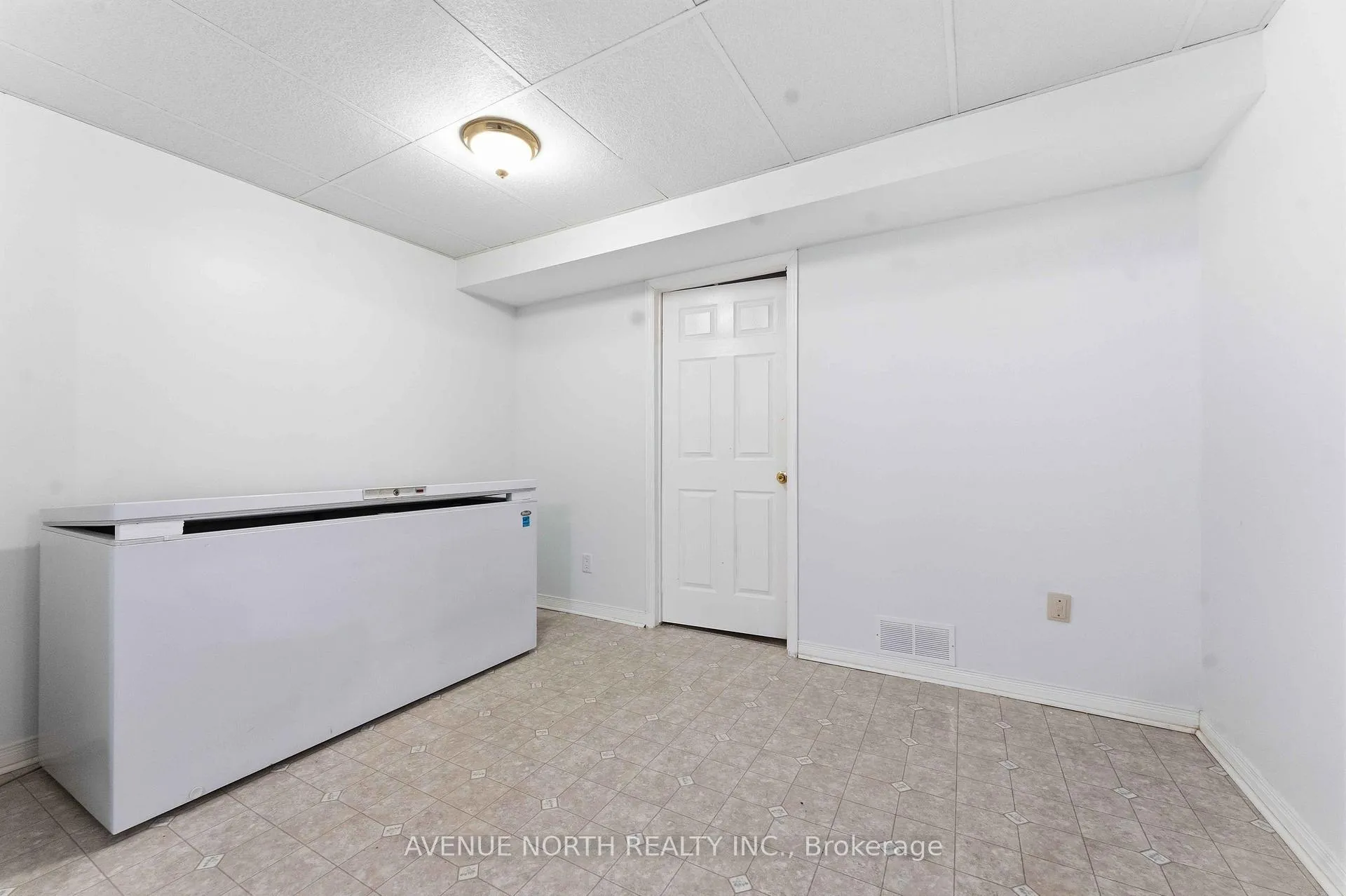 Photo 46 of 1838 Mccallum Drive, Ottawa, Fallingbrook/Gardenway South — HOMEH
