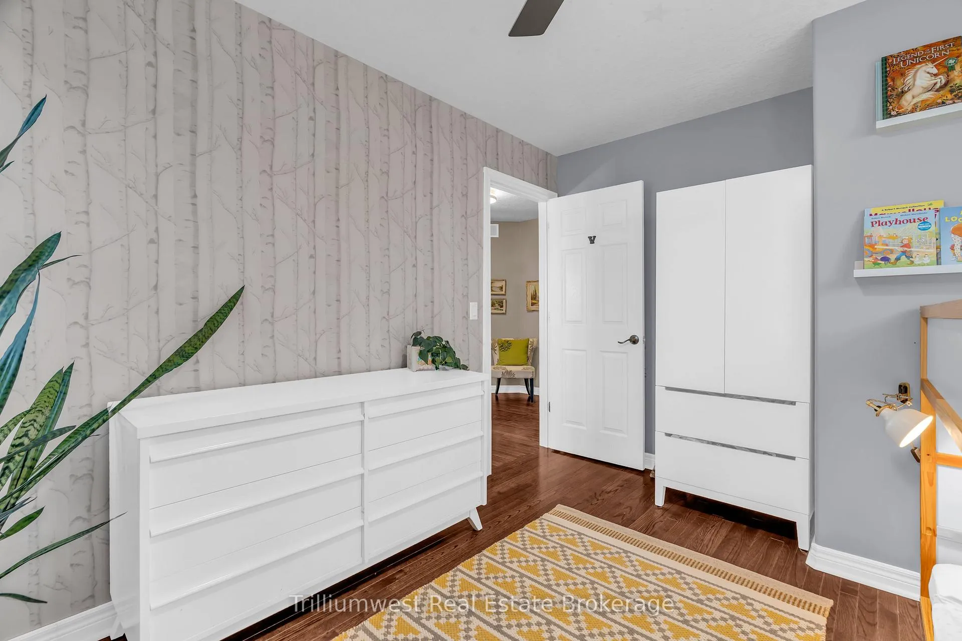 Photo 24 of 610 Rock Point Crescent, Waterloo — HOMEH