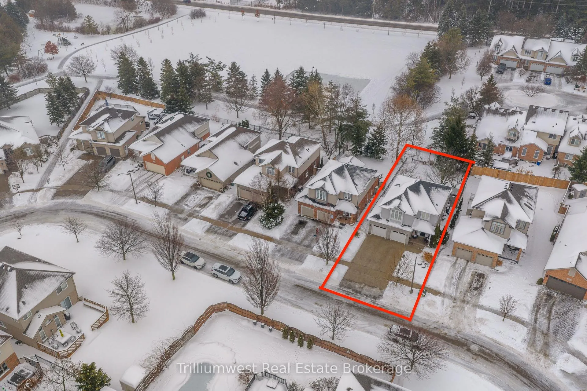 Photo 47 of 610 Rock Point Crescent, Waterloo — HOMEH