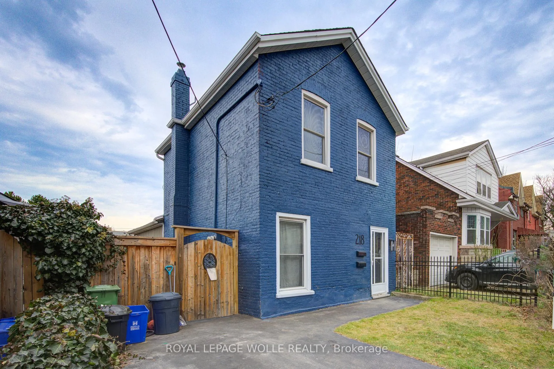 Photo 1 of 218 Catharine Street N, Hamilton, Beasley — HOMEH