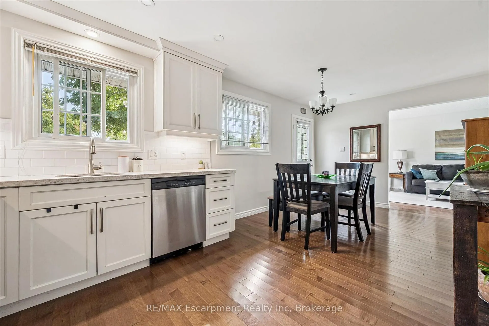 Photo 14 of 5 Picadilly Place, Guelph, Dovercliffe Park/Old University — HOMEH