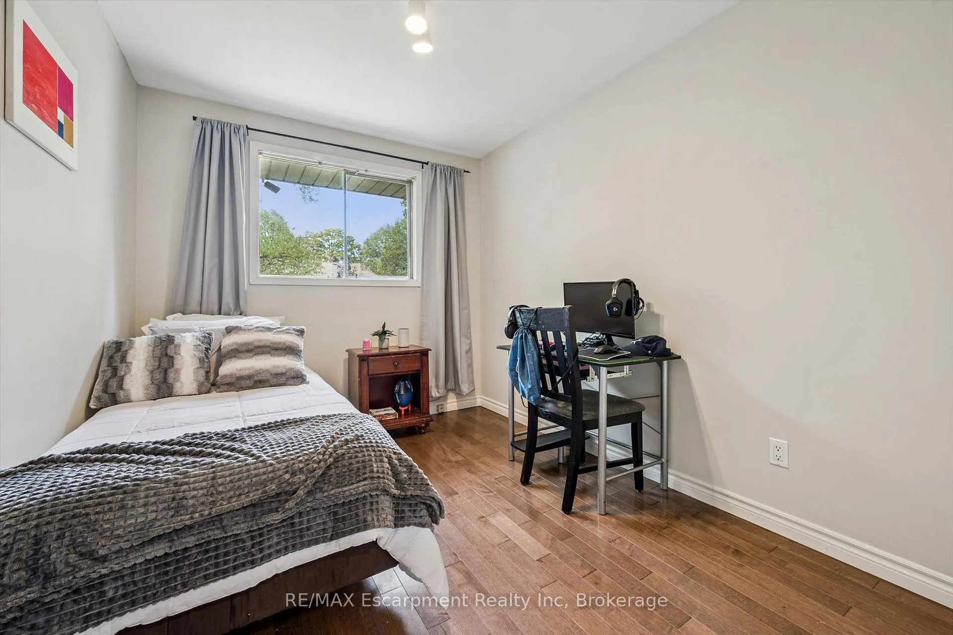Photo 18 of 5 Picadilly Place, Guelph, Dovercliffe Park/Old University — HOMEH