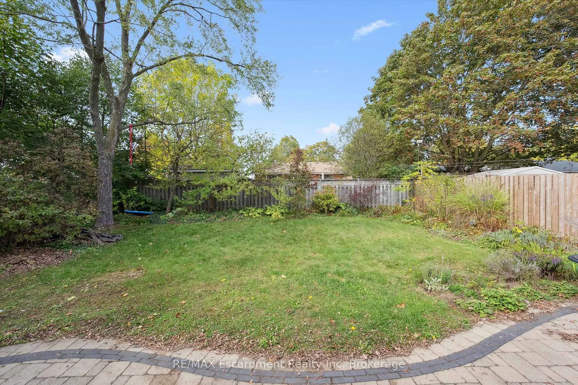 Photo 32 of 5 Picadilly Place, Guelph, Dovercliffe Park/Old University — HOMEH