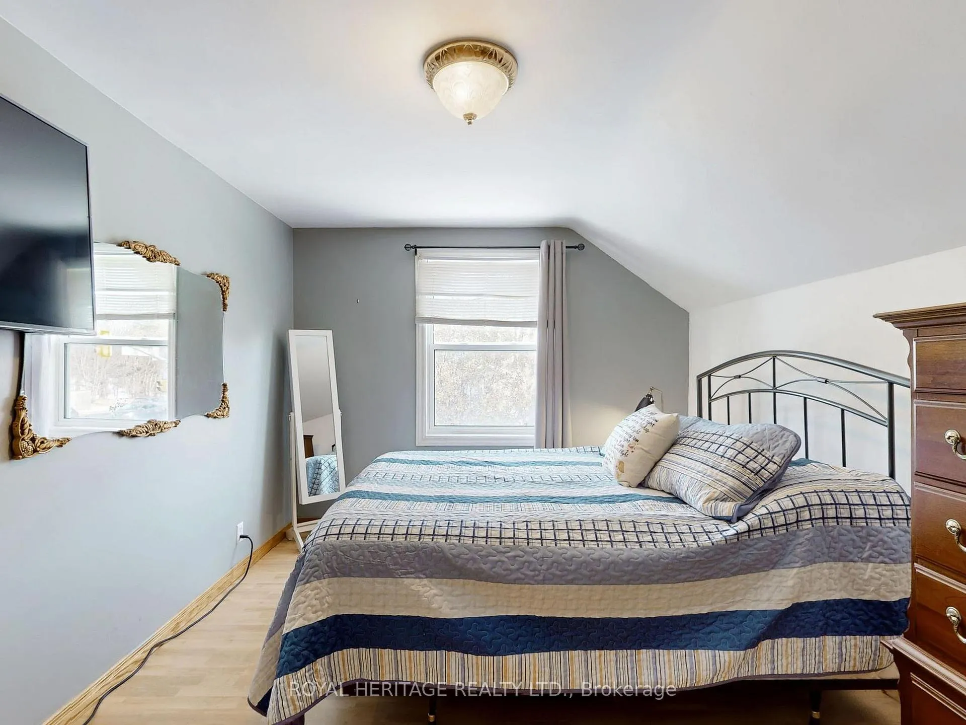 Photo 17 of 651 Somerville Avenue, Oshawa, O'Neill — HOMEH
