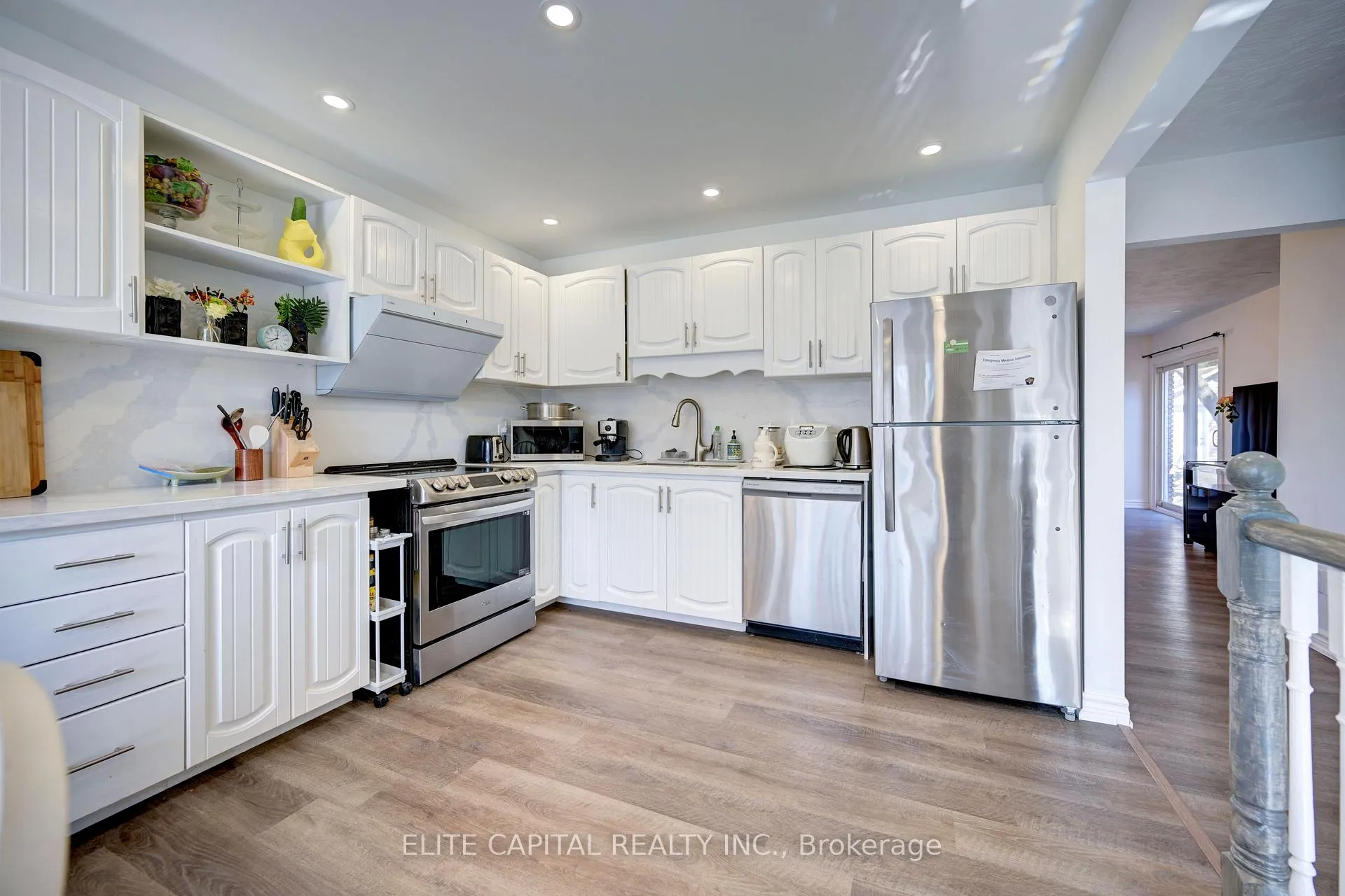 Photo 3 of Unit Upper, 298 Tampa Drive, Georgina, Keswick South — HOMEH