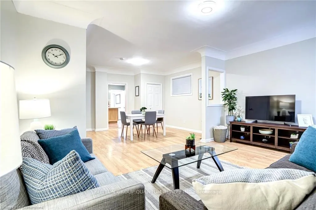 Photo 5 of 95 Case Street, Hamilton, Stipley — HOMEH