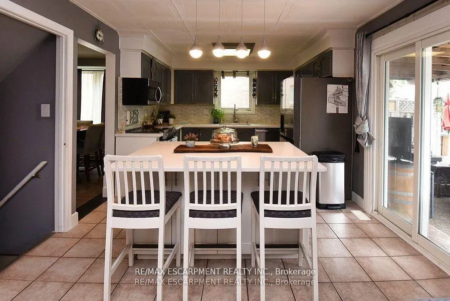 Photo 10 of 448 Acadia Drive, Hamilton, Rushdale — HOMEH