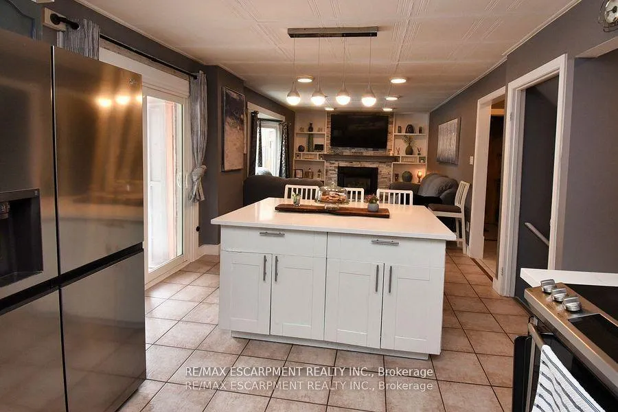 Photo 13 of 448 Acadia Drive, Hamilton, Rushdale — HOMEH
